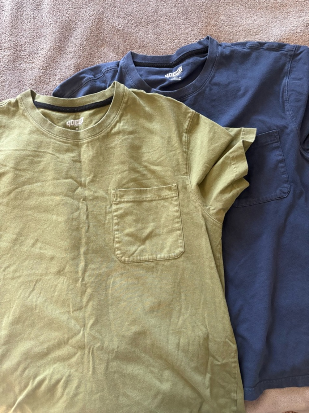 Duluth Trading Co Olive Green and Navy Short-Sleeve Pocket Tees